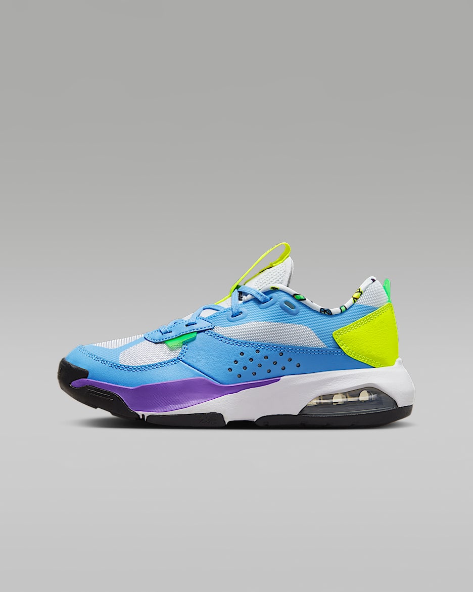 Jordan Air 200E Big Kids Shoes. Nike